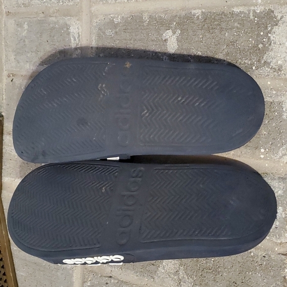 Adidas shoes sandals size 8 navy blue - Picture 8 of 12